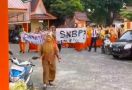 Siswa SMKN di Pekanbaru Demo Gegara Tak Bisa Daftar SNBP, Disdik Lakukan Investigasi - JPNN.com