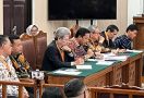 Kerabat Hasto di DPP PDIP Hadiri Sidang Putusan Praperadilan, Beri Dukungan Moral - JPNN.com