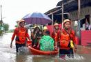 Banjir di Makassar, 2.164 Warga Mengungsi - JPNN.com