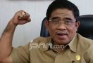 Plt Gubernur Ikhlas Dikalahkan Warga Bukit Duri - JPNN.com
