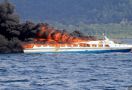 Kapal Bawa 72 Penumpang Terbakar di Perairan Banggai - JPNN.com