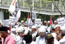 Azan Berkumandang, Massa FPI Hentikan Aksi - JPNN.com