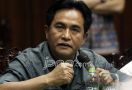 Yusril Sebut Kubu Jokowi dan Prabowo Sama-sama Bermasalah - JPNN.com