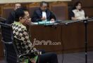Irman Gusman Divonis Lebih Ringan dari Tuntutan Jaksa - JPNN.com
