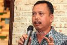 IPW Tantang Novel Baswedan Tangkap Empat Tersangka Korupsi Ini - JPNN.com