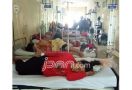 Miris Banget, Pasien Dirawat di Lorong Rumah Sakit - JPNN.com