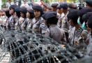 Tuntut Buka Blokade Jalan Menuju Istana, Massa: Kami Buruh, Tidak Makar! - JPNN.com