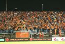 Ramadan, Stadion Segiri Tetap Oranye - JPNN.com