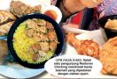Kuliner ala Timur Tengah: Lezatnya Nasi Kuning Berpadu Olahan Ayam - JPNN.com