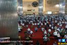 Jemaah Istiqlal Langsung Bubar Usai Salat, Mana Aksi Bela Ulama? - JPNN.com