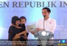 Pantas Bangga, Kepercayaan Rakyat ke Pemerintahan Jokowi Tertinggi di Dunia - JPNN.com