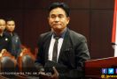 Gandeng Yusril, Emir Moeis Gugat Ketentuan KUHAP ke MK - JPNN.com