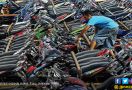 Gaji ke-13 PNS Hidupkan Asa Penjualan Sepeda Motor - JPNN.com