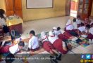 Sudah 7 Bulan Guru Honorer tak Gajian - JPNN.com