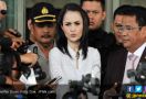 Jennifer Dunn Jadi WIL Pengusaha Kaya, Sarita Meradang - JPNN.com
