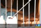 Pasutri Pengin Tidur di Kasur, Eh…Malah Nginap di Tahanan - JPNN.com
