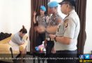Heboh, Ibu Bhayangkari tanpa Bawahan Digerebek Bareng Perwira di Hotel - JPNN.com