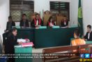 Hakim Vonis Bebas Terdakwa Pembunuh Anak Kandung, Warga Protes - JPNN.com