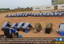 Usai Apel, Pasukan Garuda Indobatt-03 Sujud Syukur di Sudan - JPNN.com