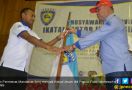 Yan Mandenas Bertekad Bawa IMI Papua Berjaya - JPNN.com