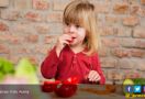 Catat Ya Moms, Cara Mudah Membujuk Si Kecil Makan Sayur - JPNN.com