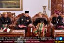 Jokowi dan Kelompok Cikeas Beruntung - JPNN.com