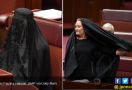 Datang Rapat Pakai Burka, Ternyata Punya Agenda Intoleran - JPNN.com