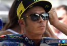Valentino Rossi Harus Istirahat 40 Hari, 2 Seri MotoGP! - JPNN.com