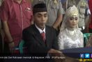 Menikah di Mapolsek, Tahanan Mewek - JPNN.com