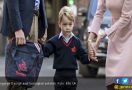 Hari Pertama Sekolah Pangeran George Hanya Diantar Ayah - JPNN.com