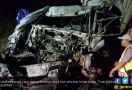 Kecelakaan Maut, Sopir Truk Terjepit, Terbakar Hidup-Hidup - JPNN.com