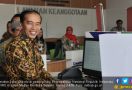 Jokowi: Mau Gado-gado, Baca Buku, Tinggal Klik - JPNN.com