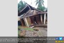 Pasbar Diterjang Banjir Bandang, 20 Unit Rumah Rusak Parah - JPNN.com