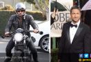 Brakk! Diserempet Mobil, Bintang Film 300 Dilarikan ke RS - JPNN.com