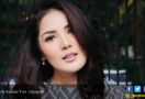 Punya Suami Ganteng, Nindy Ayunda Diingatkan Soal Pelakor - JPNN.com