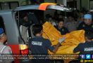 Jenazah Korban Ledakan Gudang Petasan Tiba di RS Polri - JPNN.com