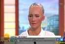 Sophia, Robot Cantik Yang Dapat Status Kewarganegaraan - JPNN.com