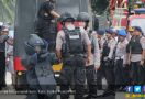 Tas Diduga Bom yang Dilempar OTK di Depan Hotel Sultan, Isinya Ternyata… - JPNN.com