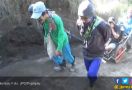 Tak Kuat Mendaki Ijen, Silakan Coba Cara Baru Ini - JPNN.com