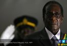Mugabe Akhirnya KO, Pilih Mundur sebelum Dimakzulkan - JPNN.com