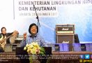 Menteri Siti dan Kenangan Berbaju Korpri - JPNN.com