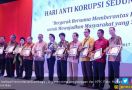 KPK Ganjar Menpan Amran Penghargaan Anti Gratifikasi - JPNN.com