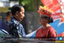 Jokowi Buka Peluang Tambah Perempuan di Kabinet Kerja - JPNN.com