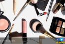6 Kiat Make Up Cantik untuk Kulit Berminyak - JPNN.com