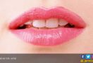3 Cara Mudah Bibir Terlihat Merah Muda Alami - JPNN.com