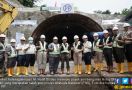 Menaker Kunjungi Proyek Terowongan Double Track Terpanjang - JPNN.com