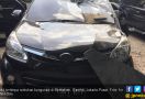 Terkena Runtuhan Gempa, Mobil di Bareskrim Ini Rusak - JPNN.com