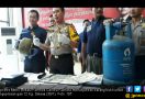 Modal Rp 68 ribu, Pengoplos Gas di Cibitung Raup Jutaan - JPNN.com
