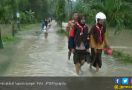 Bengawan Solo Meluap, Tuban Terendam Banjir - JPNN.com