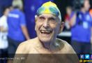 Salut! Kakek 99 Tahun Pecahkan Rekor Dunia Renang - JPNN.com